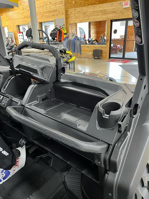 2023 Can-Am Defender XT HD10 in Montrose, Pennsylvania - Photo 17