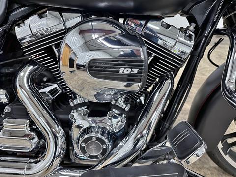 2016 Harley-Davidson Street Glide® Special in Sandusky, Ohio - Photo 2