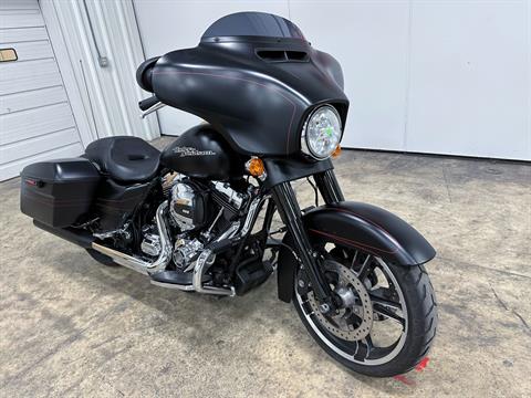 2016 Harley-Davidson Street Glide® Special in Sandusky, Ohio - Photo 3