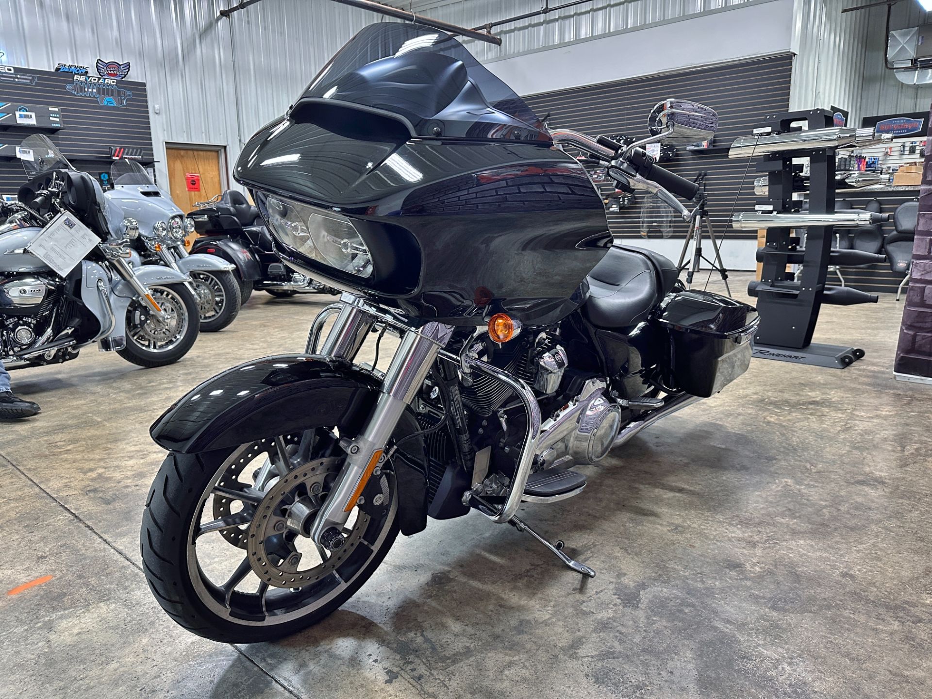 2021 Harley-Davidson Road Glide® in Sandusky, Ohio - Photo 5