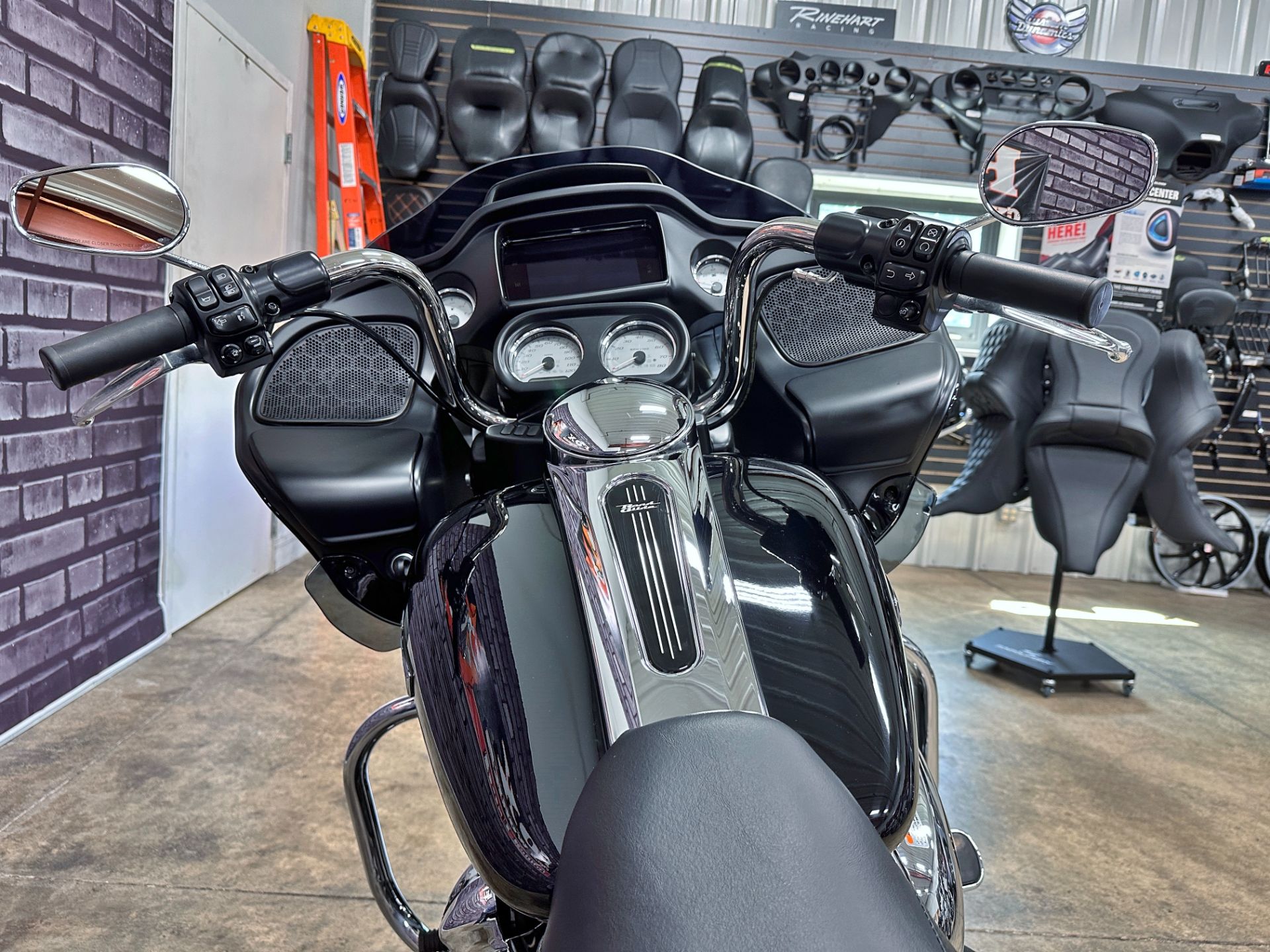 2021 Harley-Davidson Road Glide® in Sandusky, Ohio - Photo 10