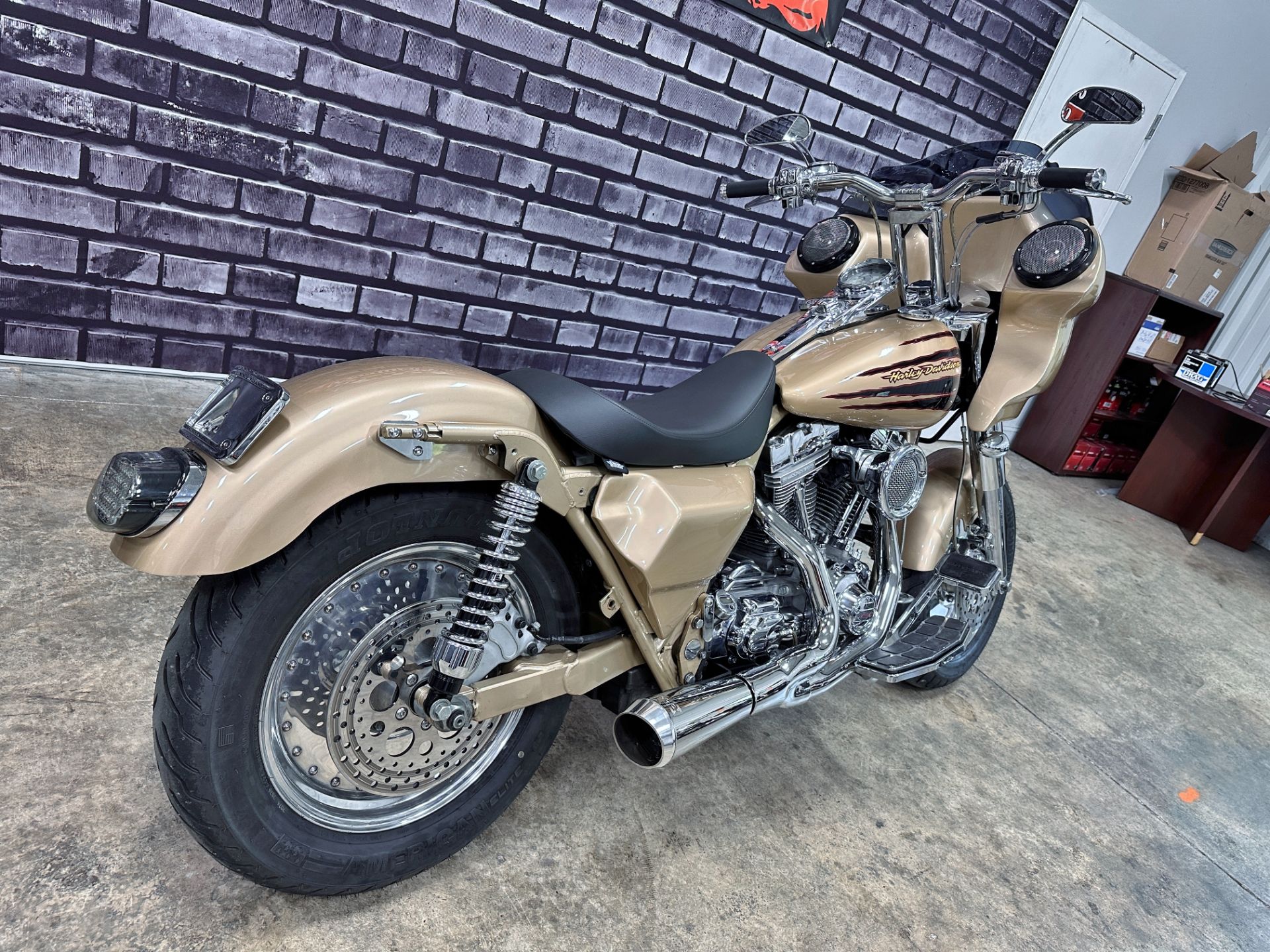 2003 Harley-Davidson Screamin' Eagle®  Road King® in Sandusky, Ohio - Photo 8