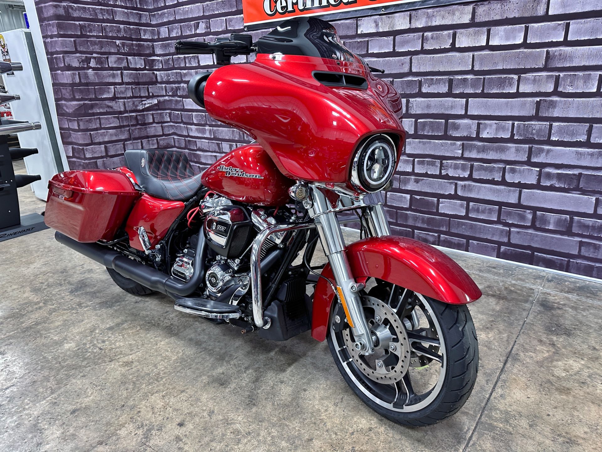 2018 Harley-Davidson Street Glide® Special in Sandusky, Ohio - Photo 3