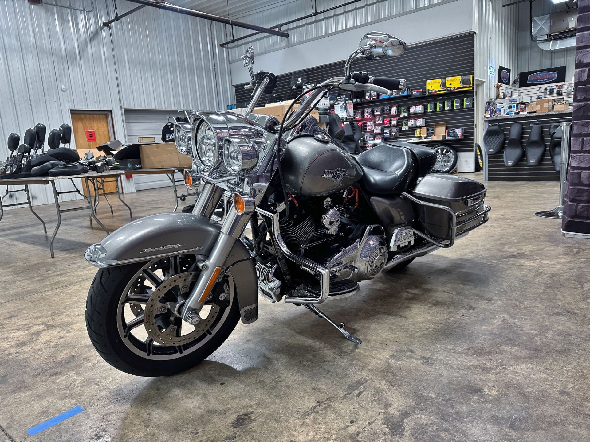 2016 Harley-Davidson Road King® in Sandusky, Ohio - Photo 5
