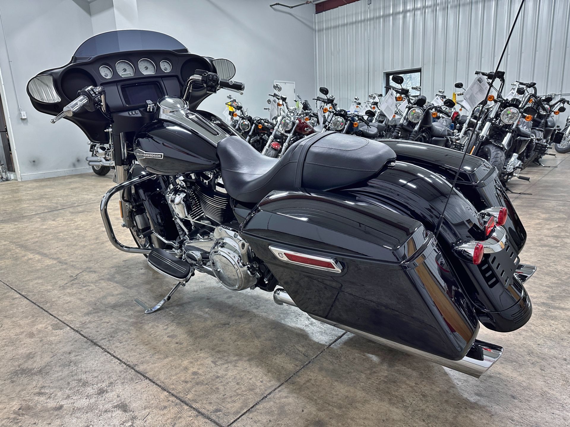2021 Harley-Davidson Street Glide® in Sandusky, Ohio - Photo 7