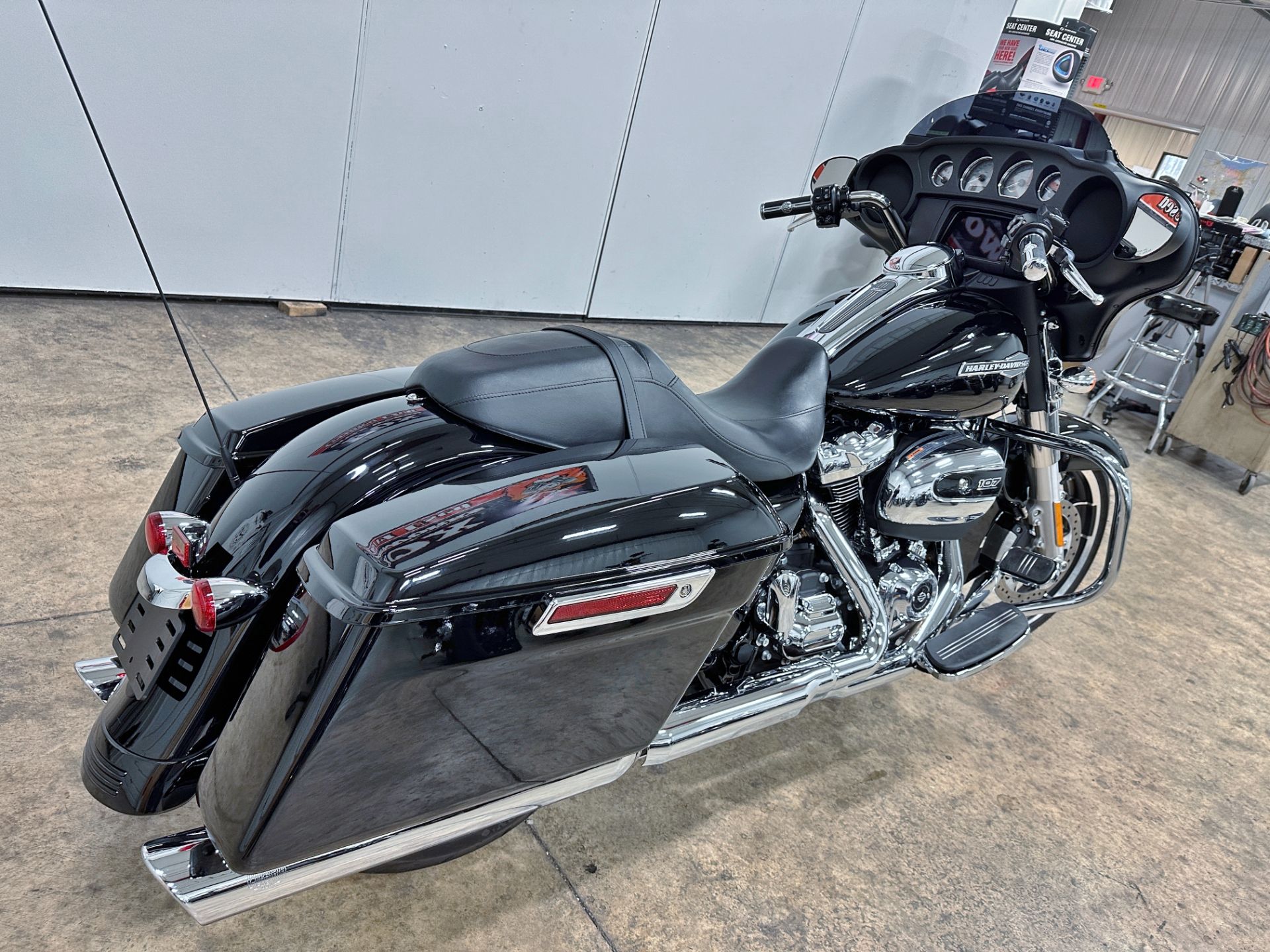 2021 Harley-Davidson Street Glide® in Sandusky, Ohio - Photo 9