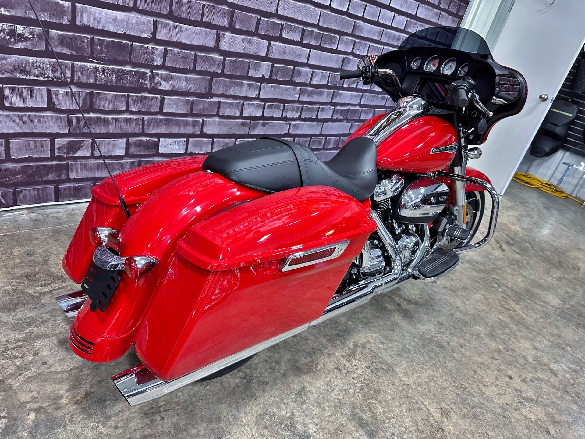 2023 Harley-Davidson Street Glide® in Sandusky, Ohio - Photo 8