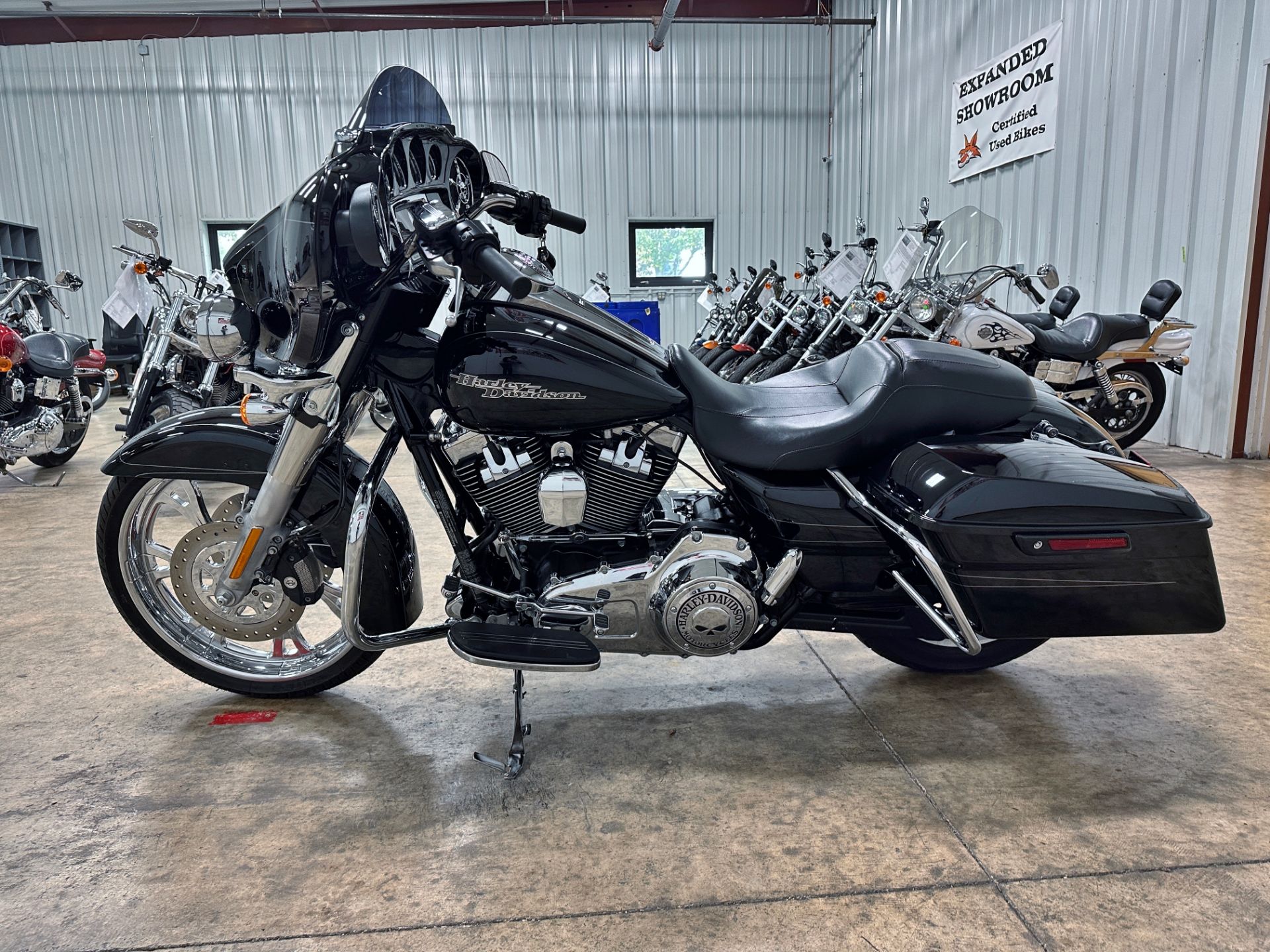 2015 Harley-Davidson Street Glide® Special in Sandusky, Ohio - Photo 6