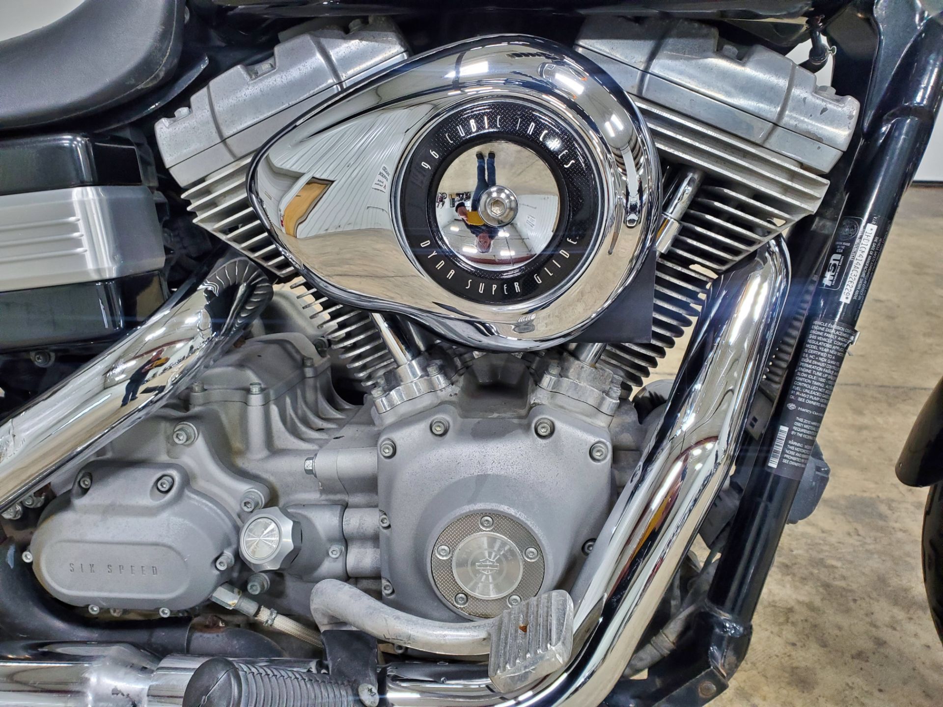2010 Harley-Davidson Dyna® Super Glide® in Sandusky, Ohio - Photo 2