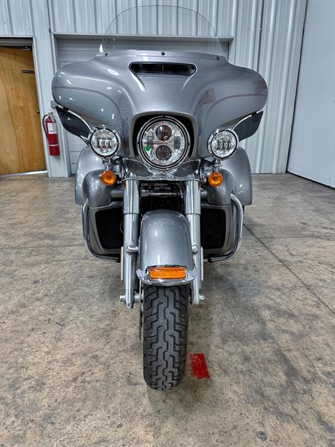 2016 Harley-Davidson Tri Glide® Ultra in Sandusky, Ohio - Photo 4