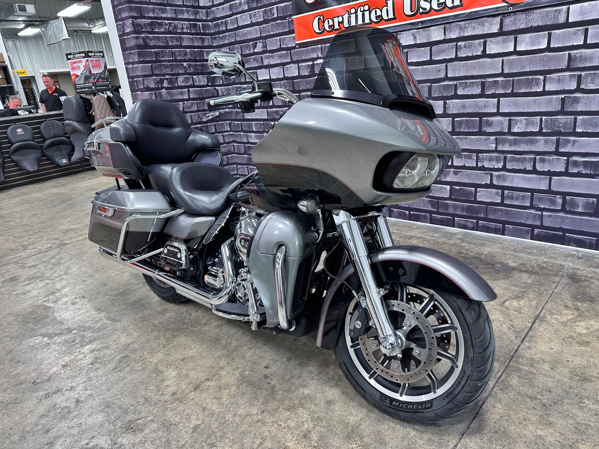 2016 Harley-Davidson Road Glide® Ultra in Sandusky, Ohio - Photo 3
