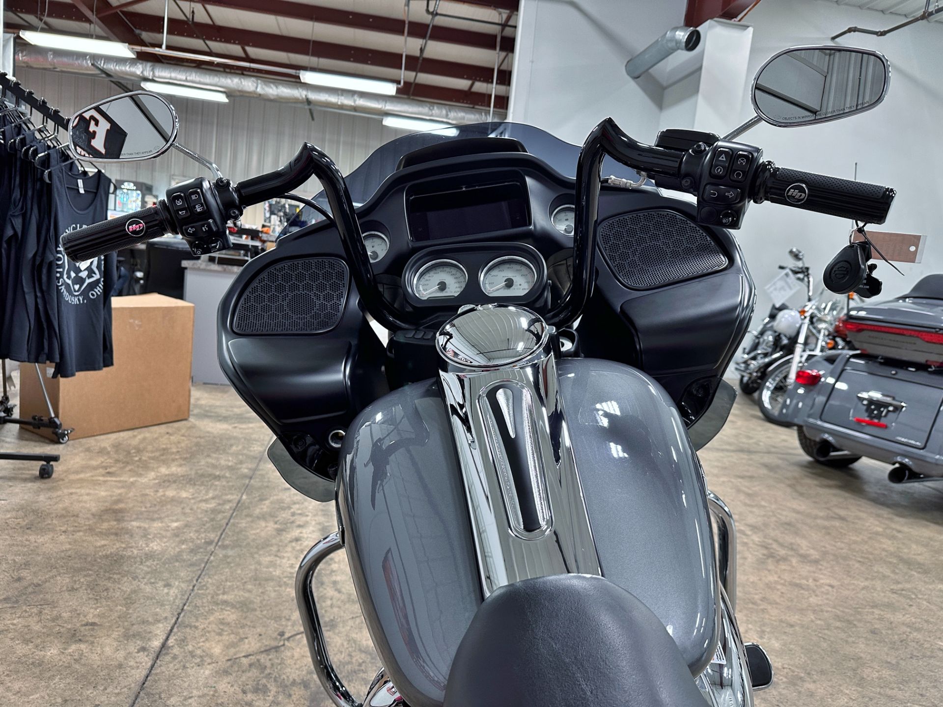 2021 Harley-Davidson Road Glide® in Sandusky, Ohio - Photo 11