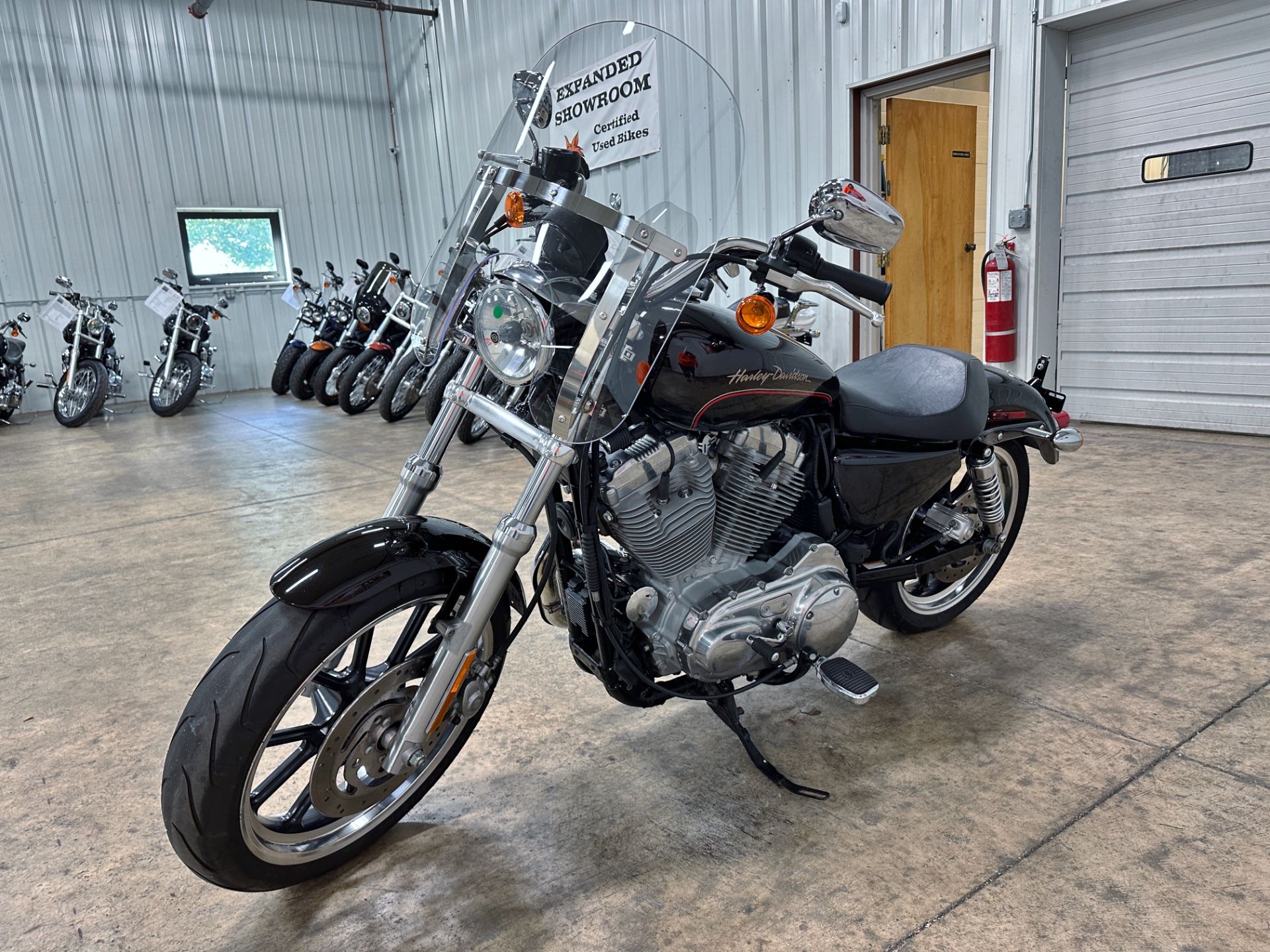 2011 Harley-Davidson Sportster® 883 SuperLow™ in Sandusky, Ohio - Photo 5