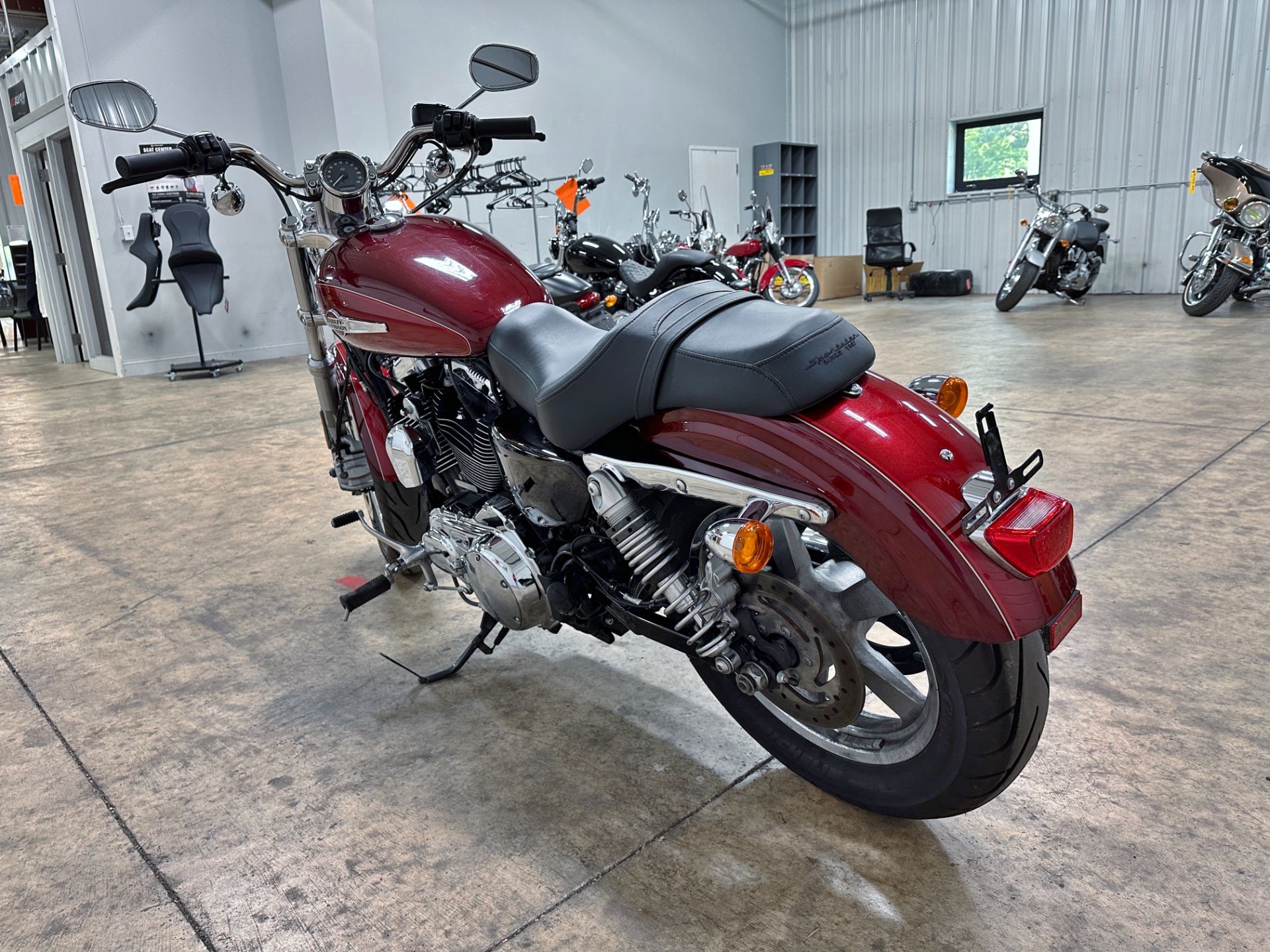 2016 Harley-Davidson 1200 Custom in Sandusky, Ohio - Photo 7