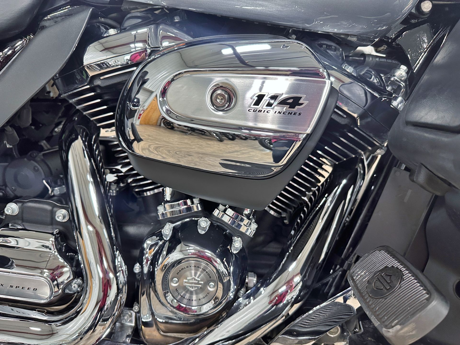 2019 Harley-Davidson Ultra Limited in Sandusky, Ohio - Photo 2