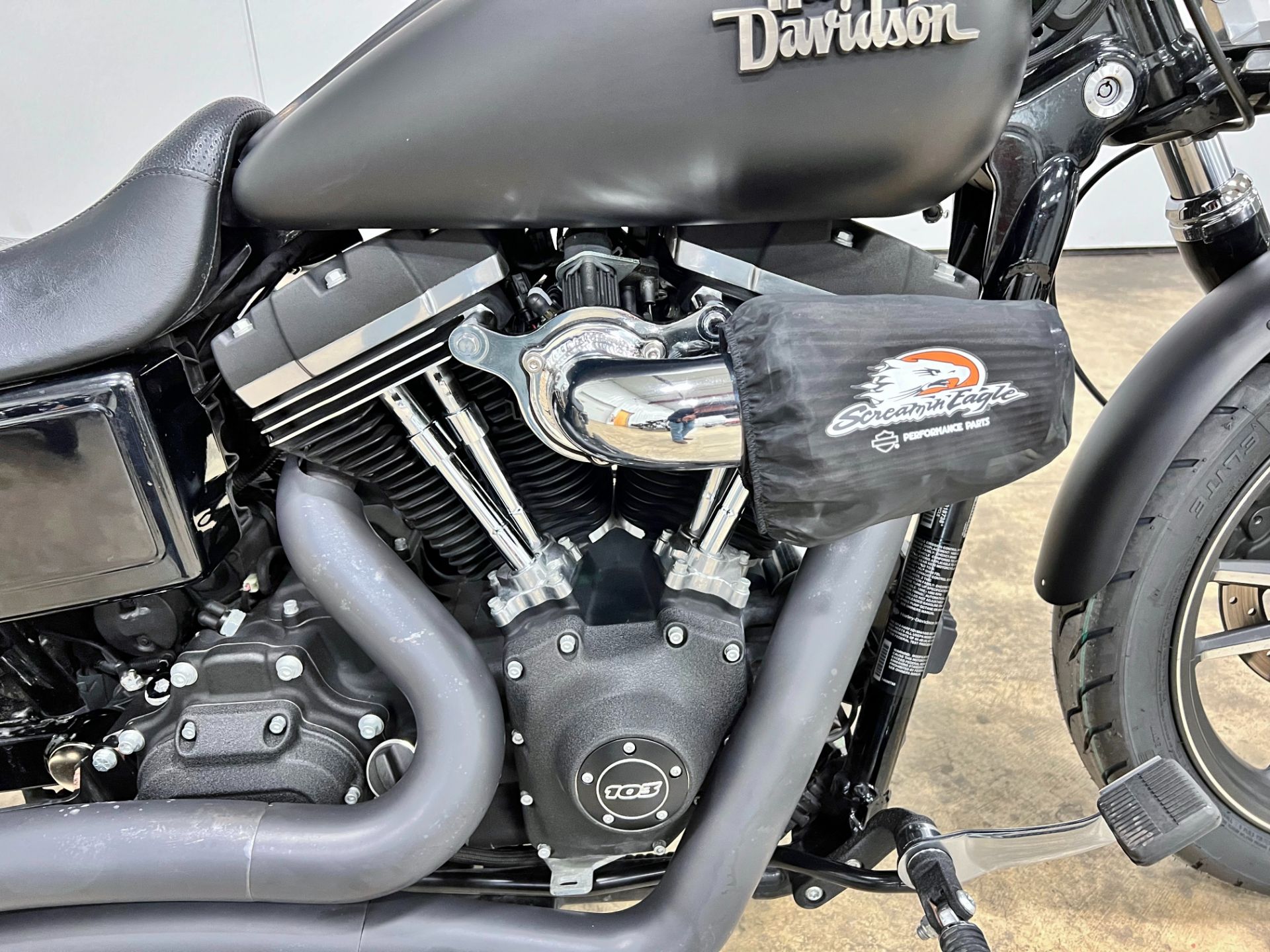 2014 Harley-Davidson Dyna® Street Bob® in Sandusky, Ohio - Photo 2