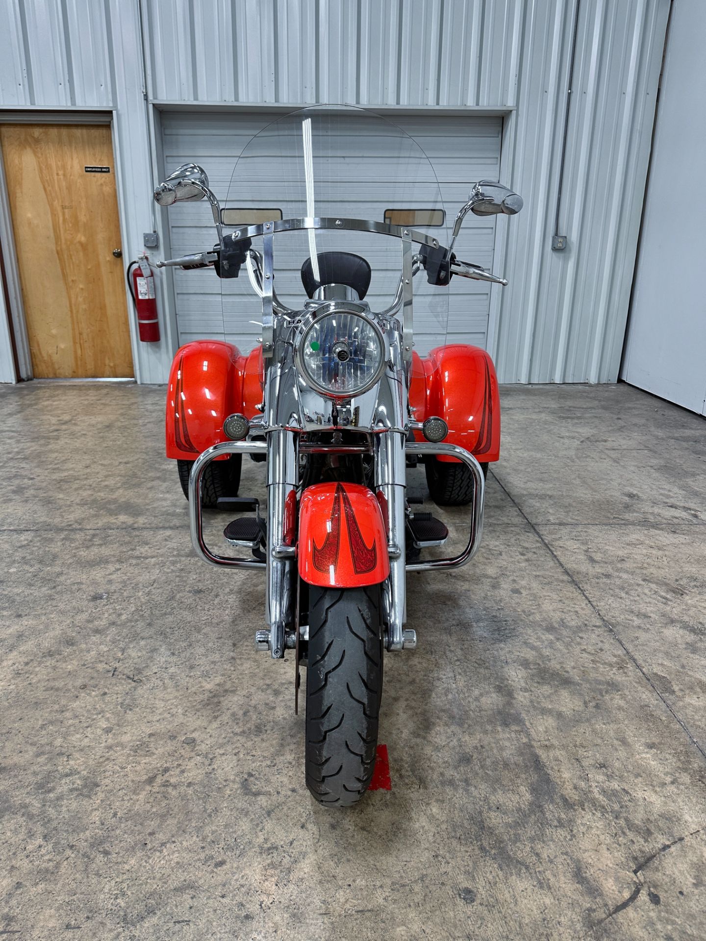 2017 Harley-Davidson Freewheeler in Sandusky, Ohio - Photo 4