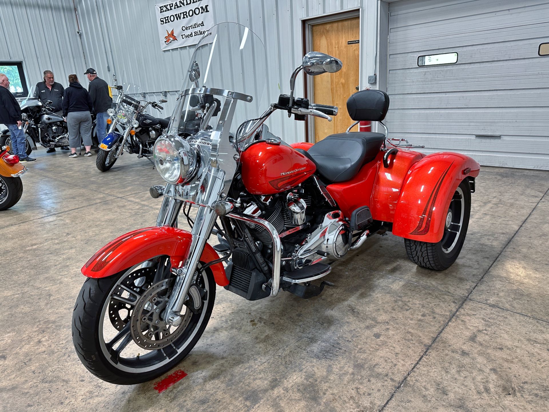 2017 Harley-Davidson Freewheeler in Sandusky, Ohio - Photo 5