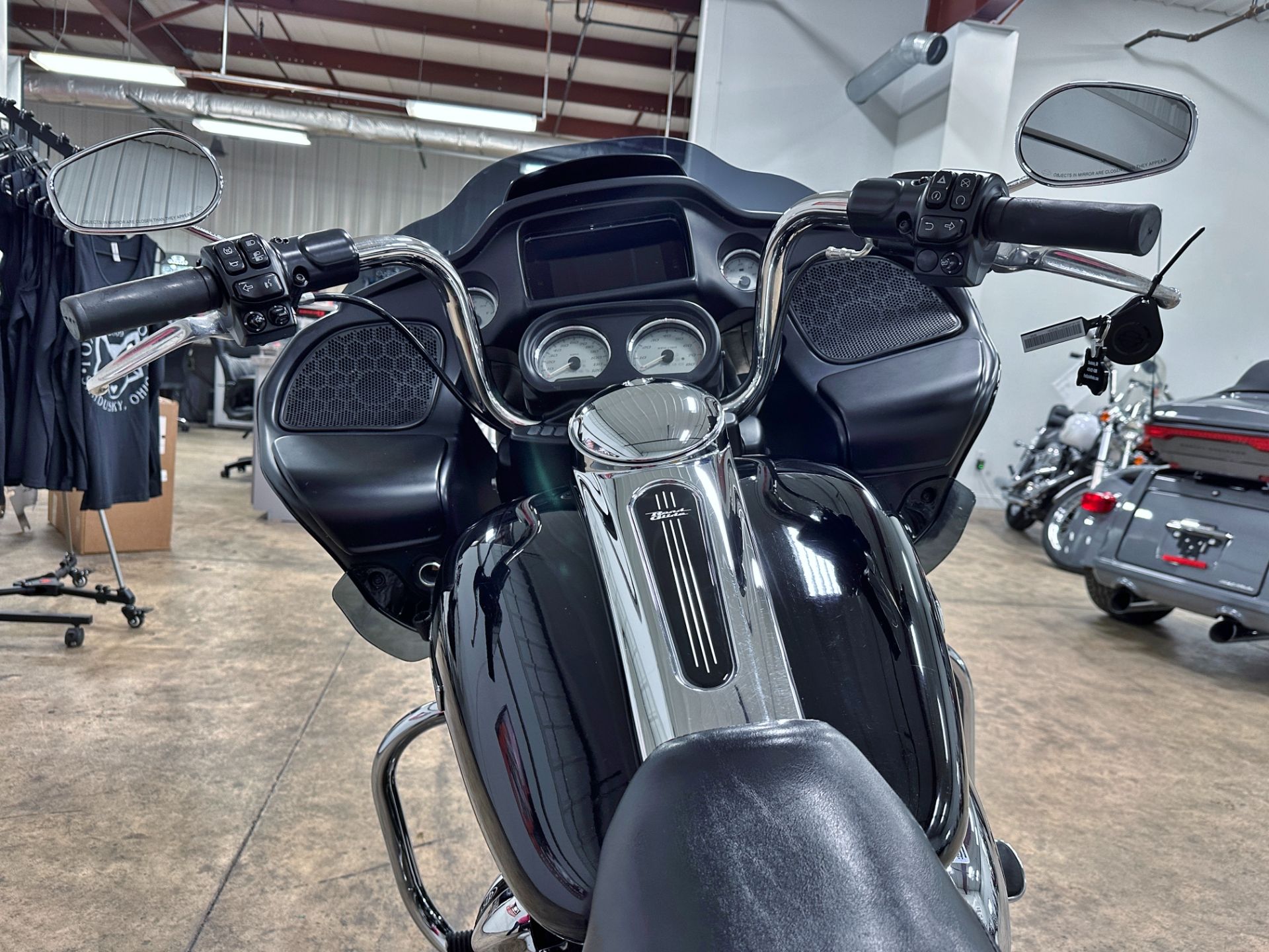 2022 Harley-Davidson Road Glide® in Sandusky, Ohio - Photo 11