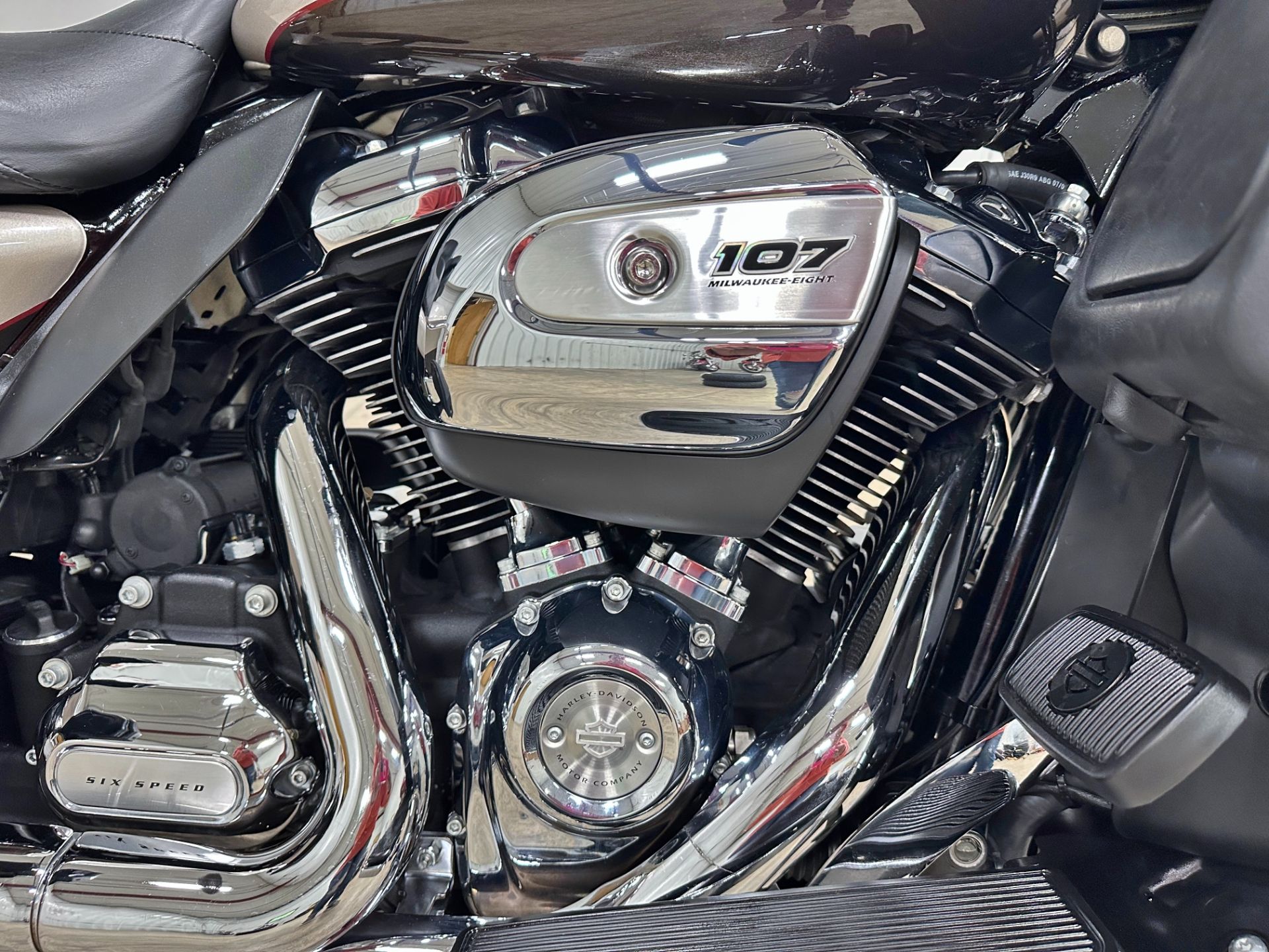 2018 Harley-Davidson Ultra Limited in Sandusky, Ohio - Photo 2