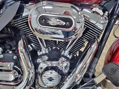 2012 Harley-Davidson Ultra Classic® Electra Glide® in Sandusky, Ohio - Photo 2