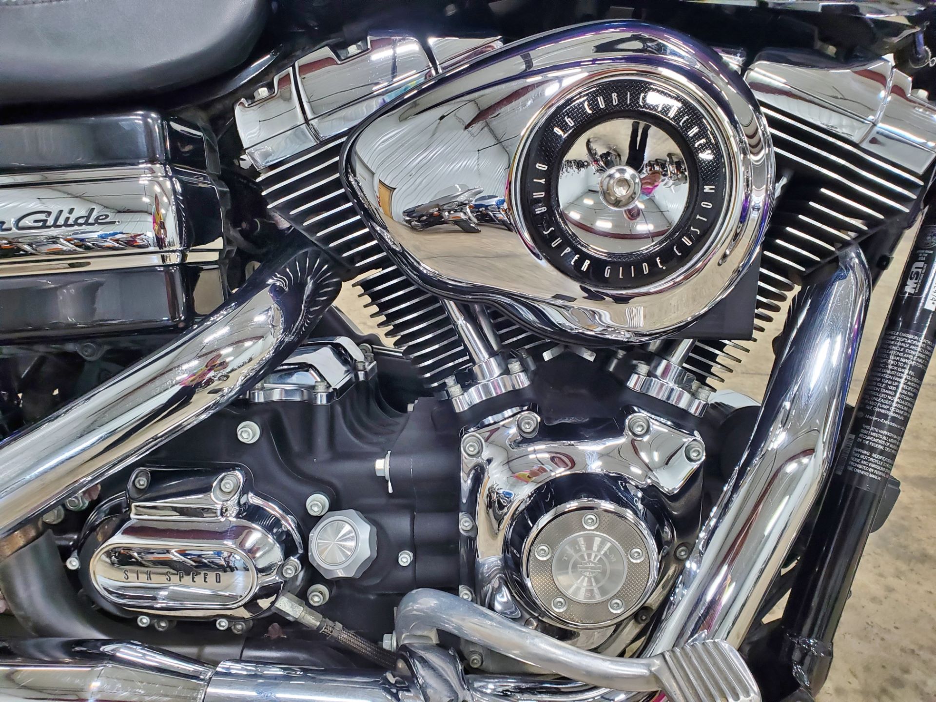 2010 Harley-Davidson Dyna® Super Glide® Custom in Sandusky, Ohio - Photo 2