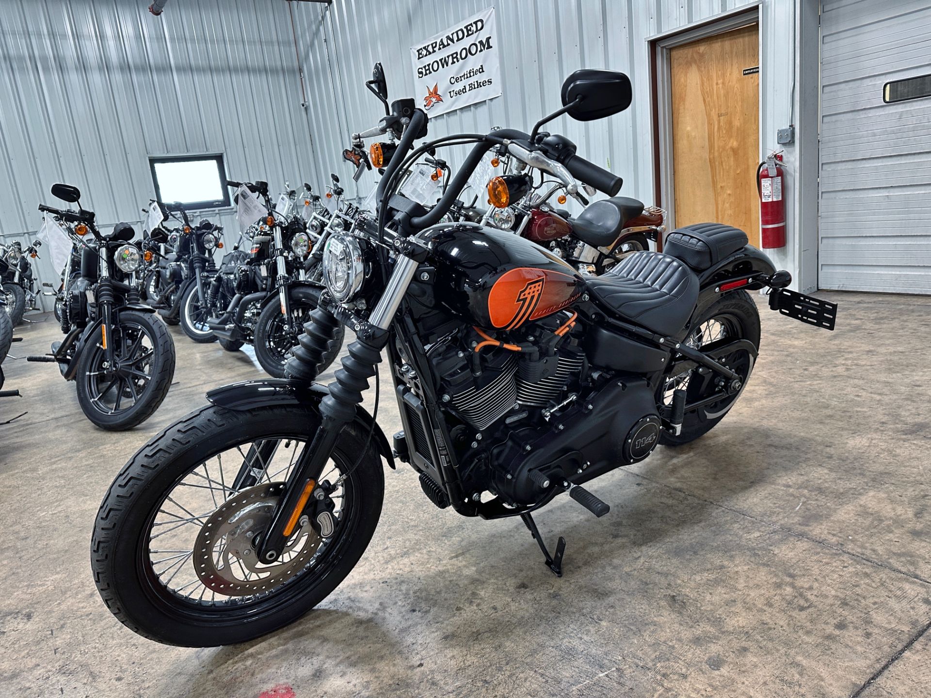 2021 Harley-Davidson Street Bob® 114 in Sandusky, Ohio - Photo 5