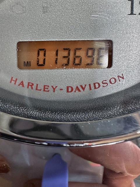 2007 Harley-Davidson Dyna® Super Glide® Custom in Sandusky, Ohio - Photo 11
