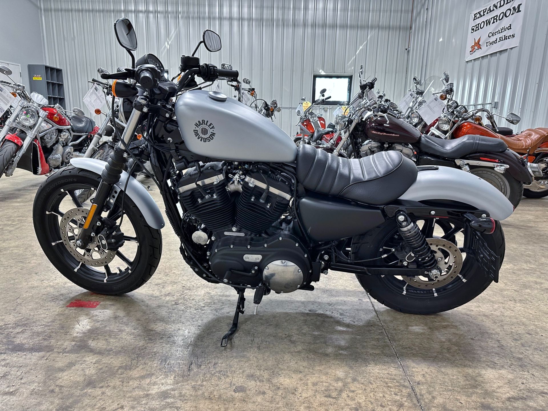 2020 Harley-Davidson Iron 883™ in Sandusky, Ohio - Photo 6