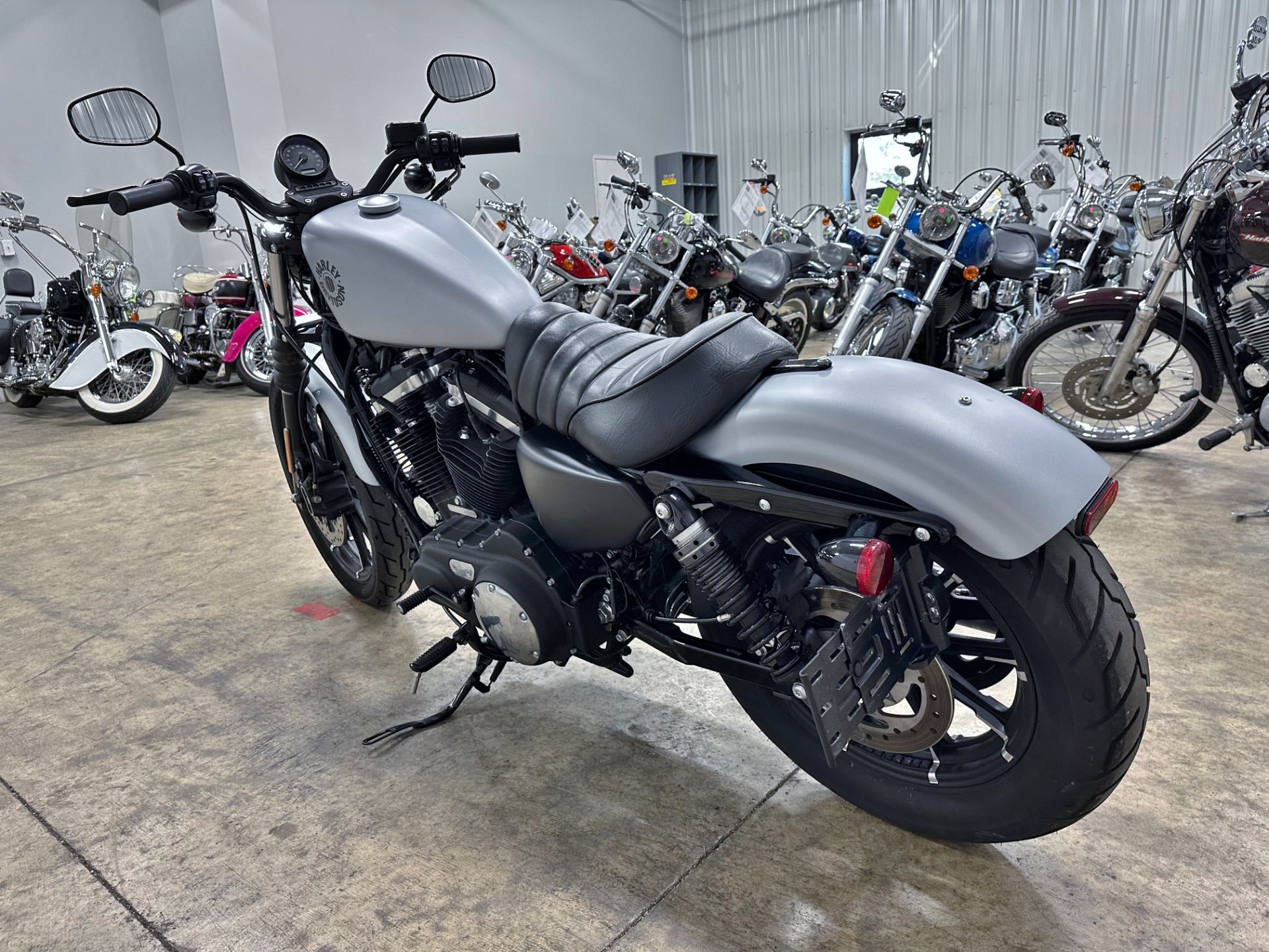 2020 Harley-Davidson Iron 883™ in Sandusky, Ohio - Photo 7