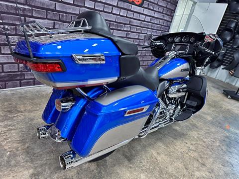 2018 Harley-Davidson Electra Glide® Ultra Classic® in Sandusky, Ohio - Photo 8