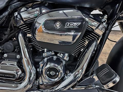 2017 Harley-Davidson Road Glide® Special in Sandusky, Ohio - Photo 2