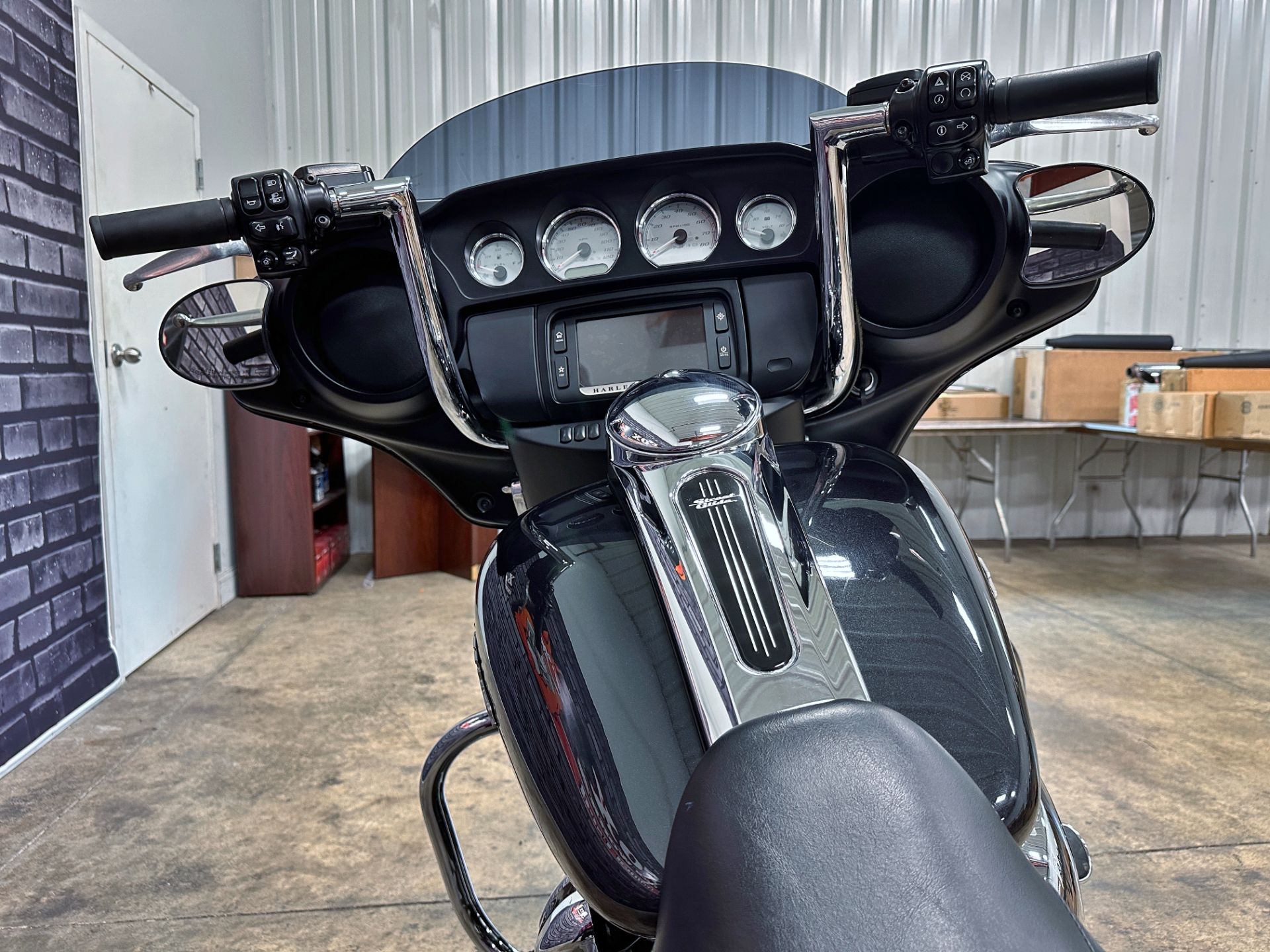 2018 Harley-Davidson Street Glide® in Sandusky, Ohio - Photo 10