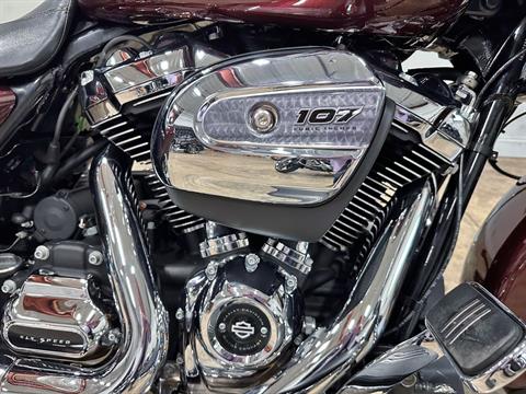 2018 Harley-Davidson Road Glide® in Sandusky, Ohio - Photo 2
