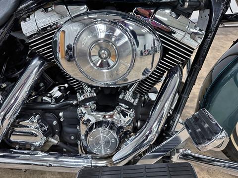 2002 Harley-Davidson FLHTC/FLHTCI Electra Glide® Classic in Sandusky, Ohio - Photo 2
