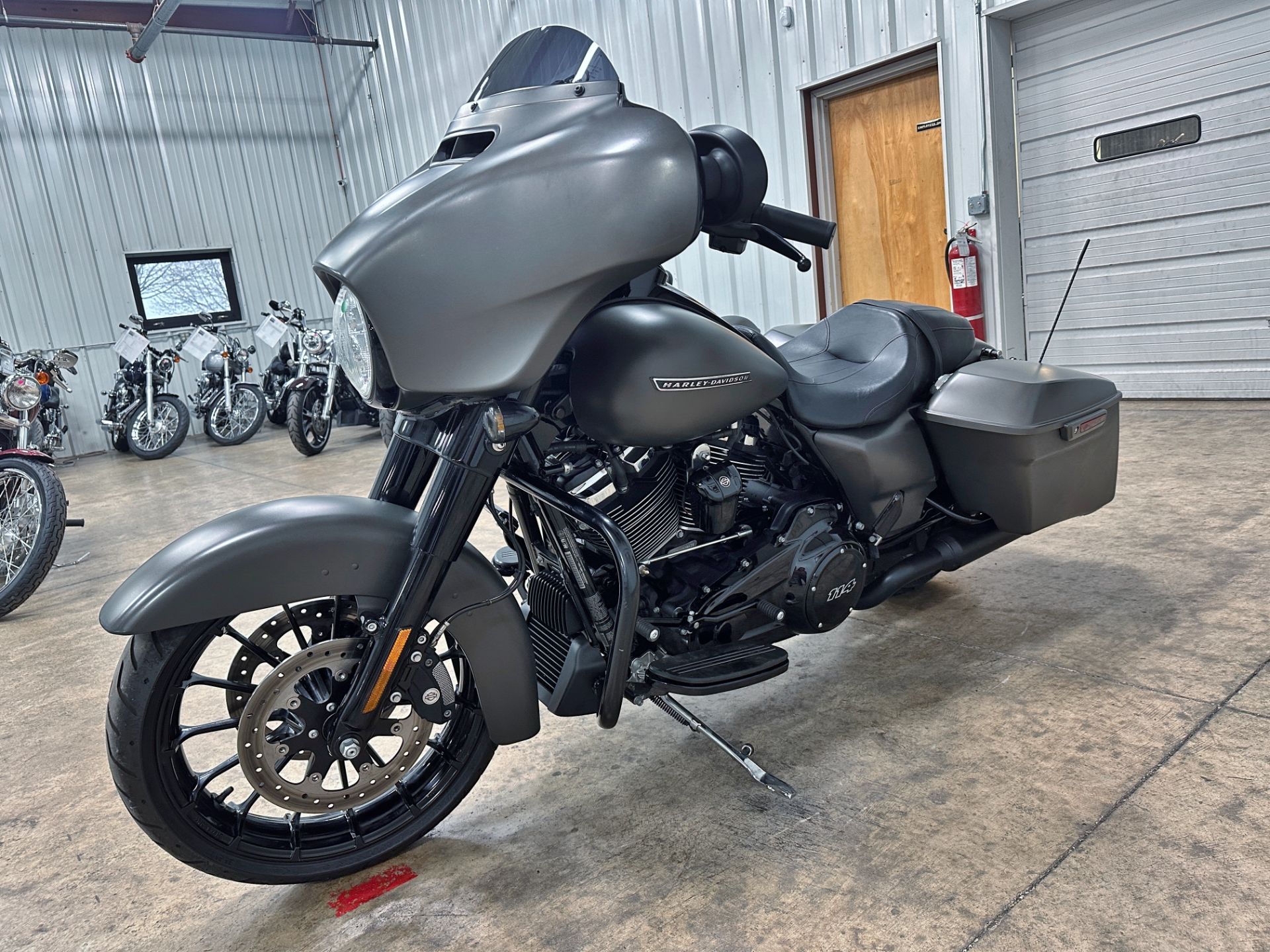 2019 Harley-Davidson Street Glide® Special in Sandusky, Ohio - Photo 5