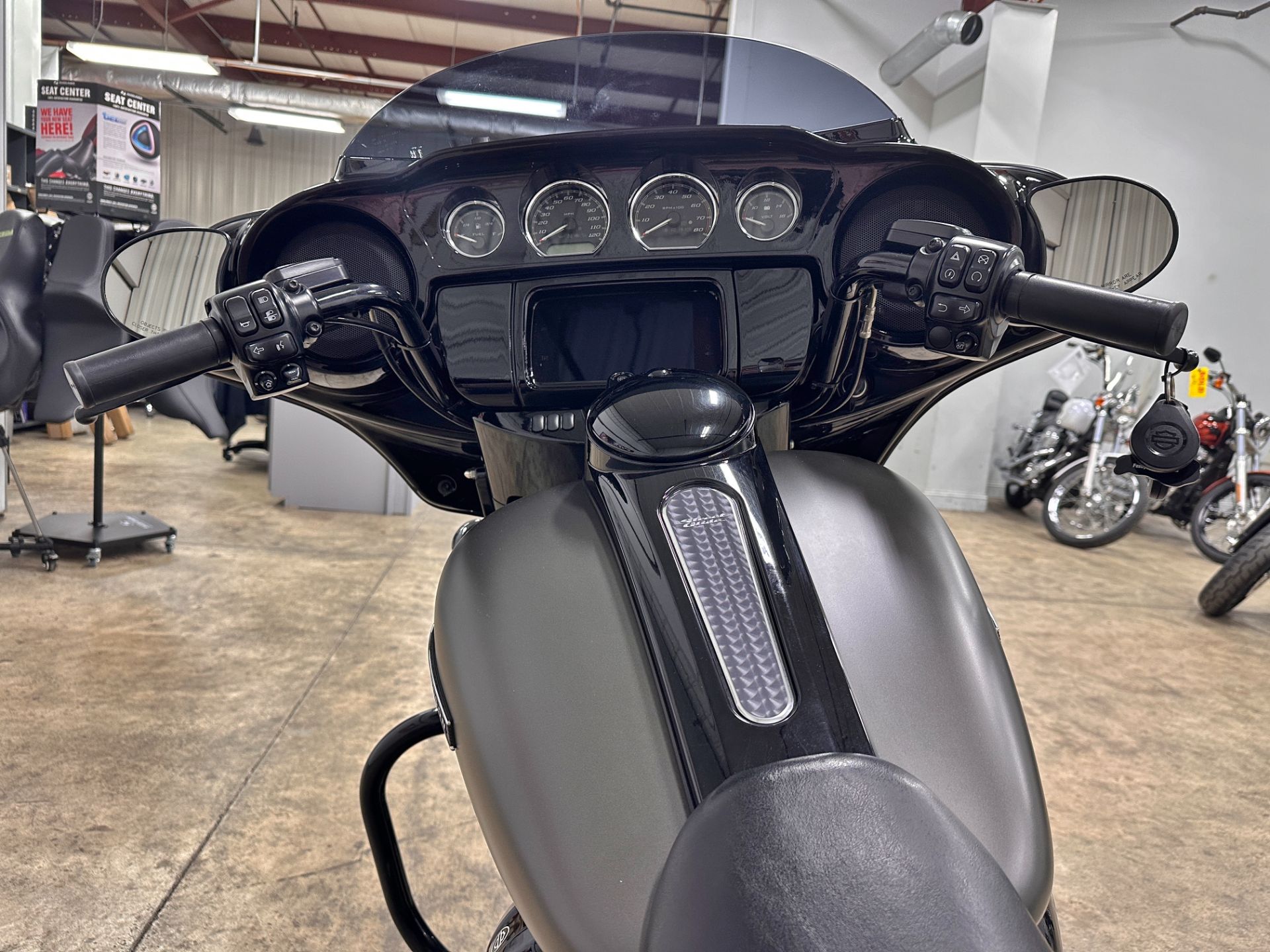 2019 Harley-Davidson Street Glide® Special in Sandusky, Ohio - Photo 11