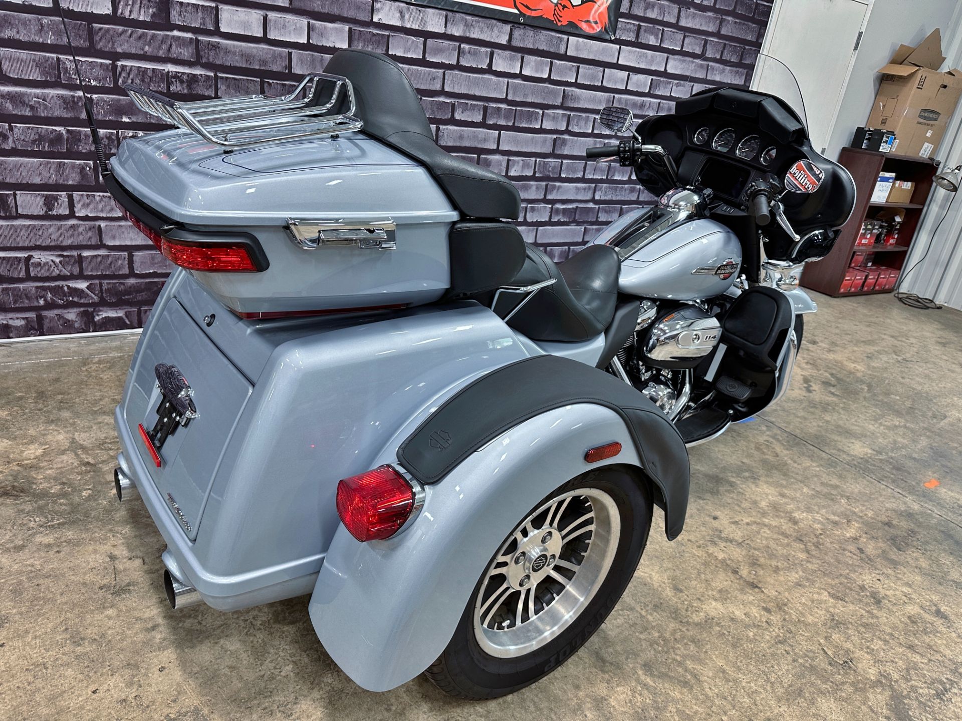 2023 Harley-Davidson Tri Glide® Ultra in Sandusky, Ohio - Photo 8