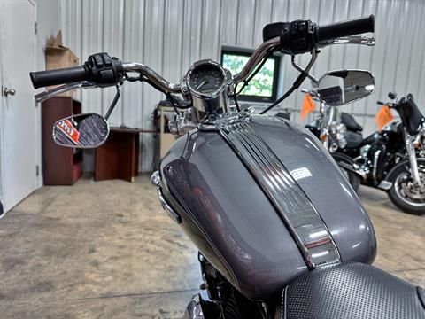 2014 Harley-Davidson 1200 Custom in Sandusky, Ohio - Photo 10