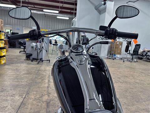 2013 Harley-Davidson Dyna® Wide Glide® in Sandusky, Ohio - Photo 11