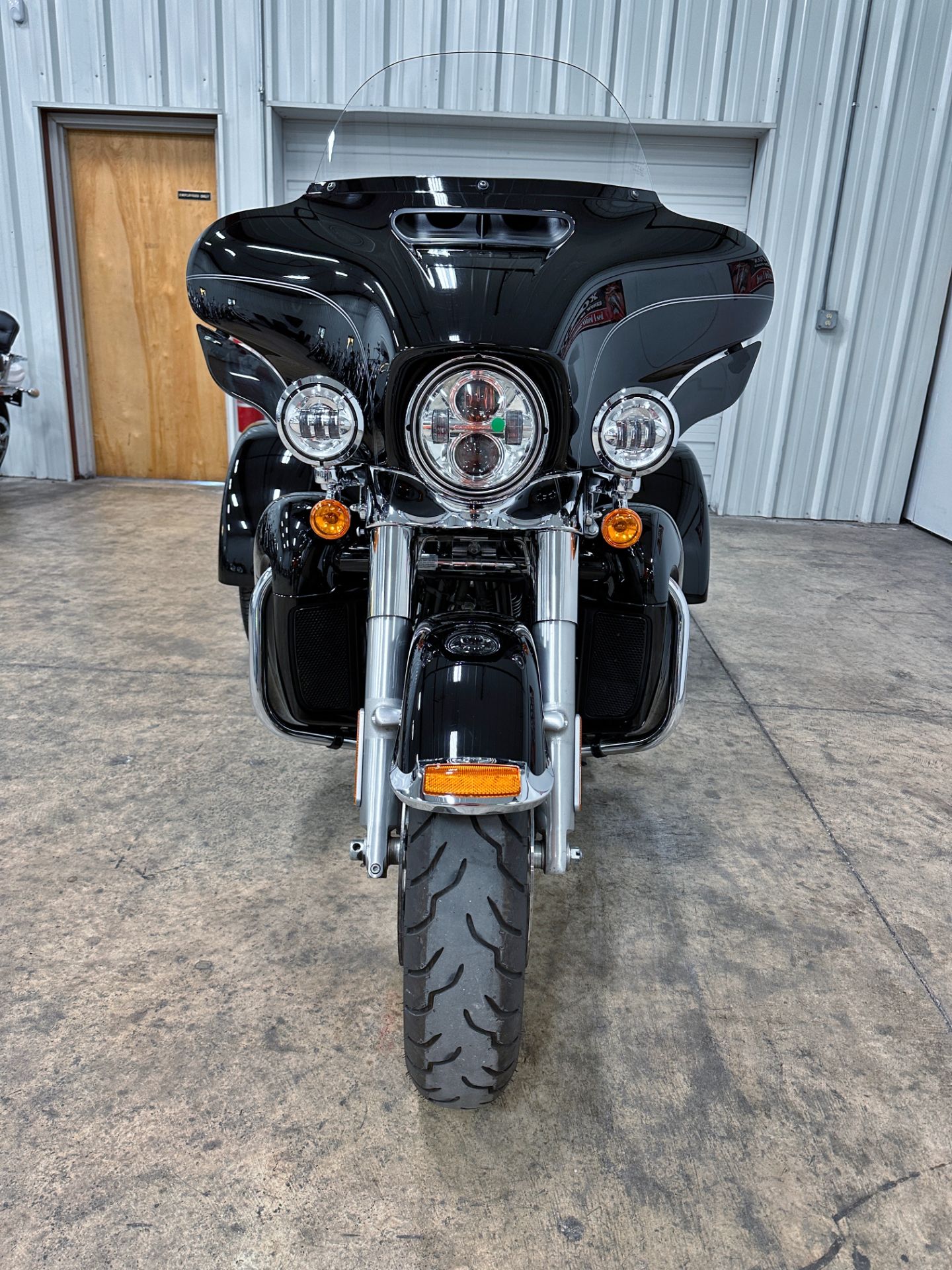 2016 Harley-Davidson Tri Glide® Ultra in Sandusky, Ohio - Photo 4