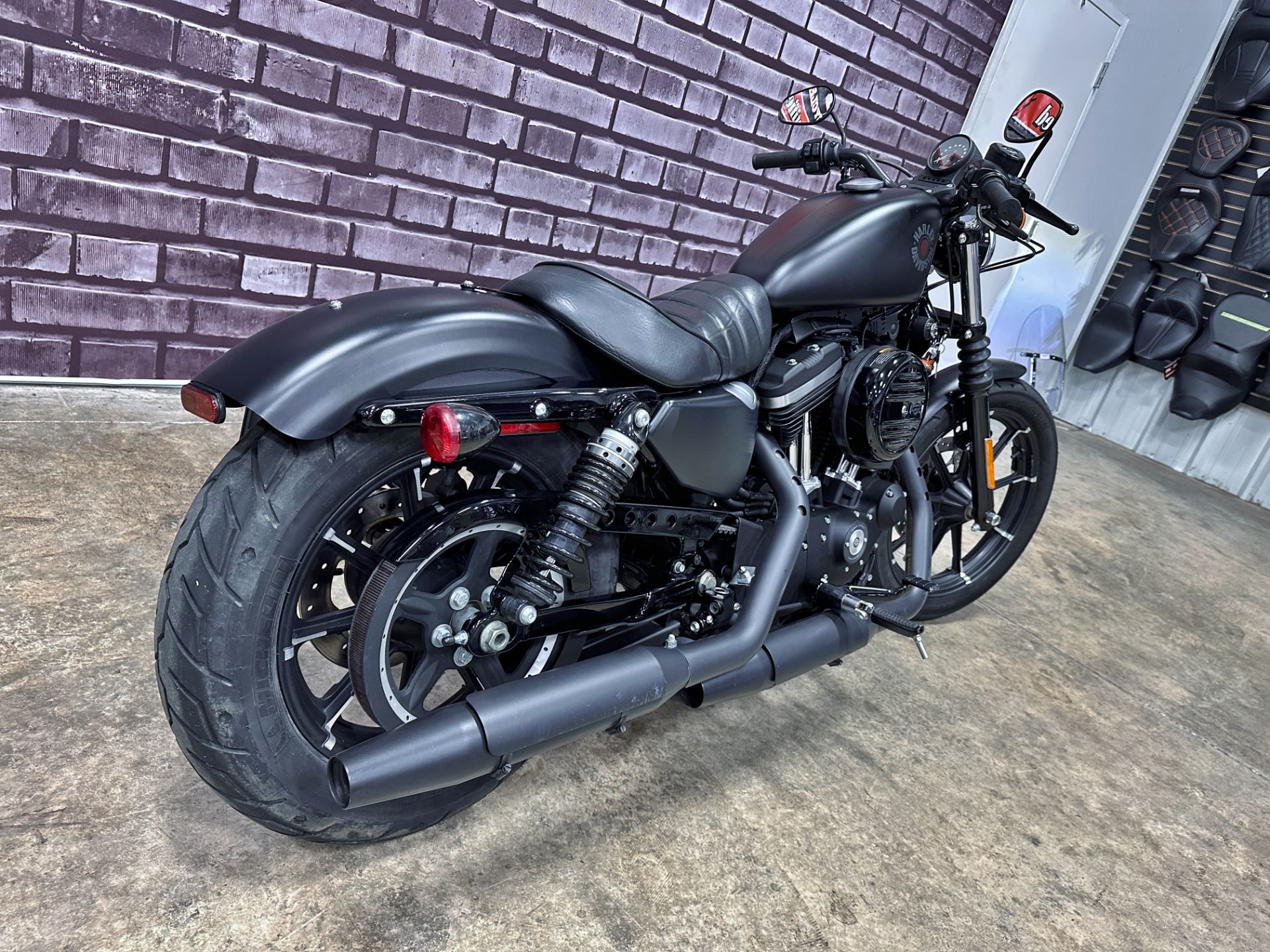 2021 Harley-Davidson Iron 883™ in Sandusky, Ohio - Photo 8