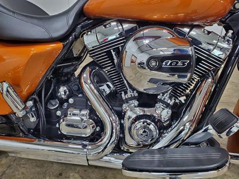 2016 Harley-Davidson Street Glide® in Sandusky, Ohio - Photo 2