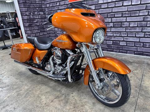 2016 Harley-Davidson Street Glide® in Sandusky, Ohio - Photo 3