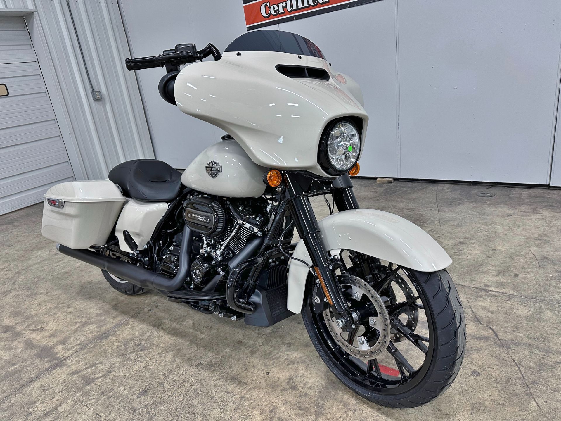 2022 Harley-Davidson Street Glide® Special in Sandusky, Ohio - Photo 3
