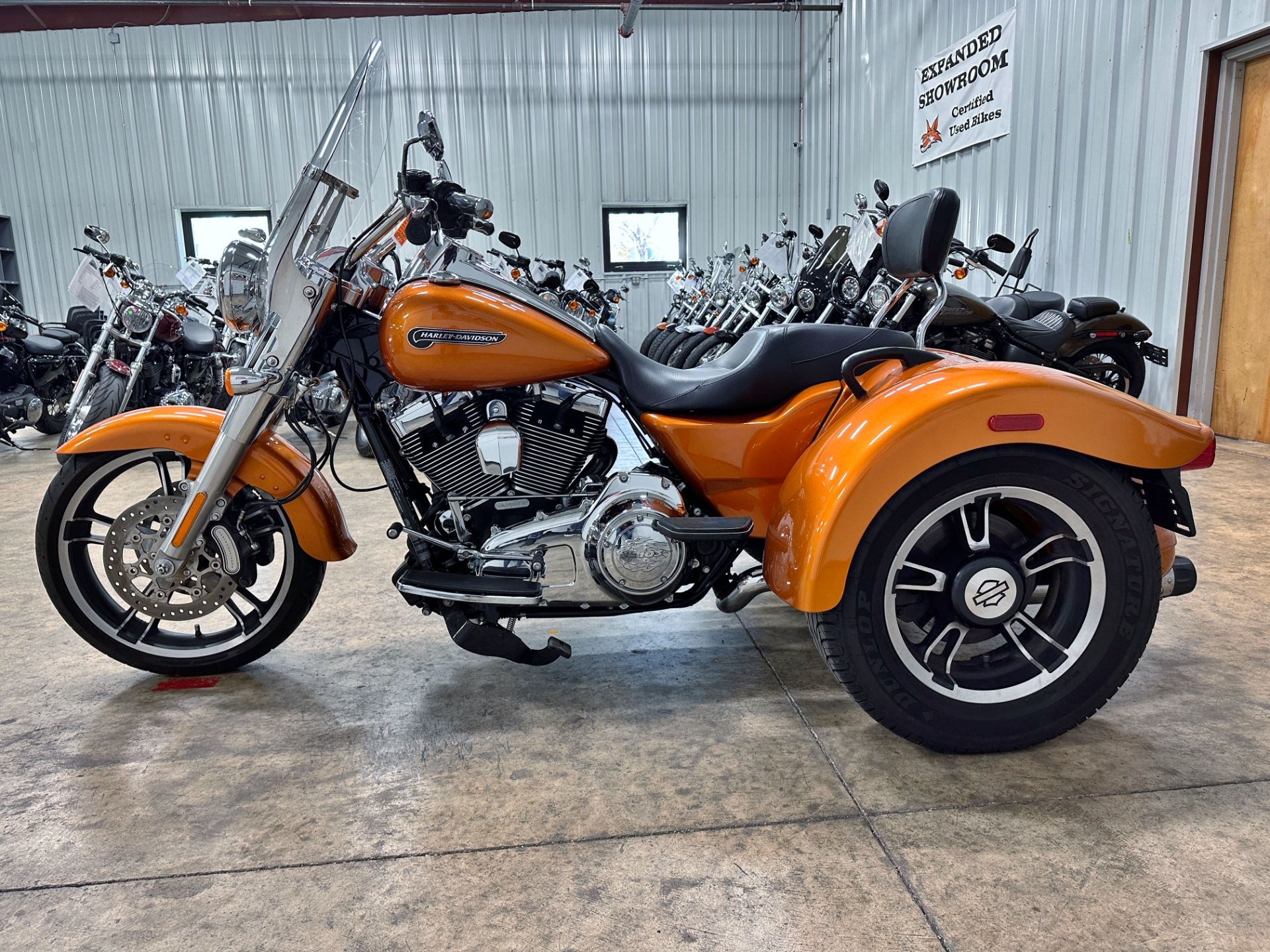 2015 Harley-Davidson Freewheeler™ in Sandusky, Ohio - Photo 6