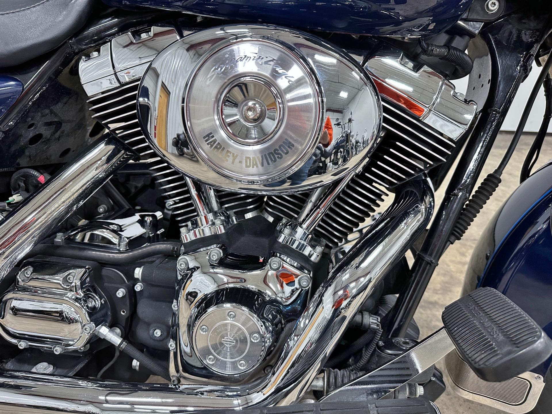2004 Harley-Davidson FLHTC/FLHTCI Electra Glide® Classic in Sandusky, Ohio - Photo 2