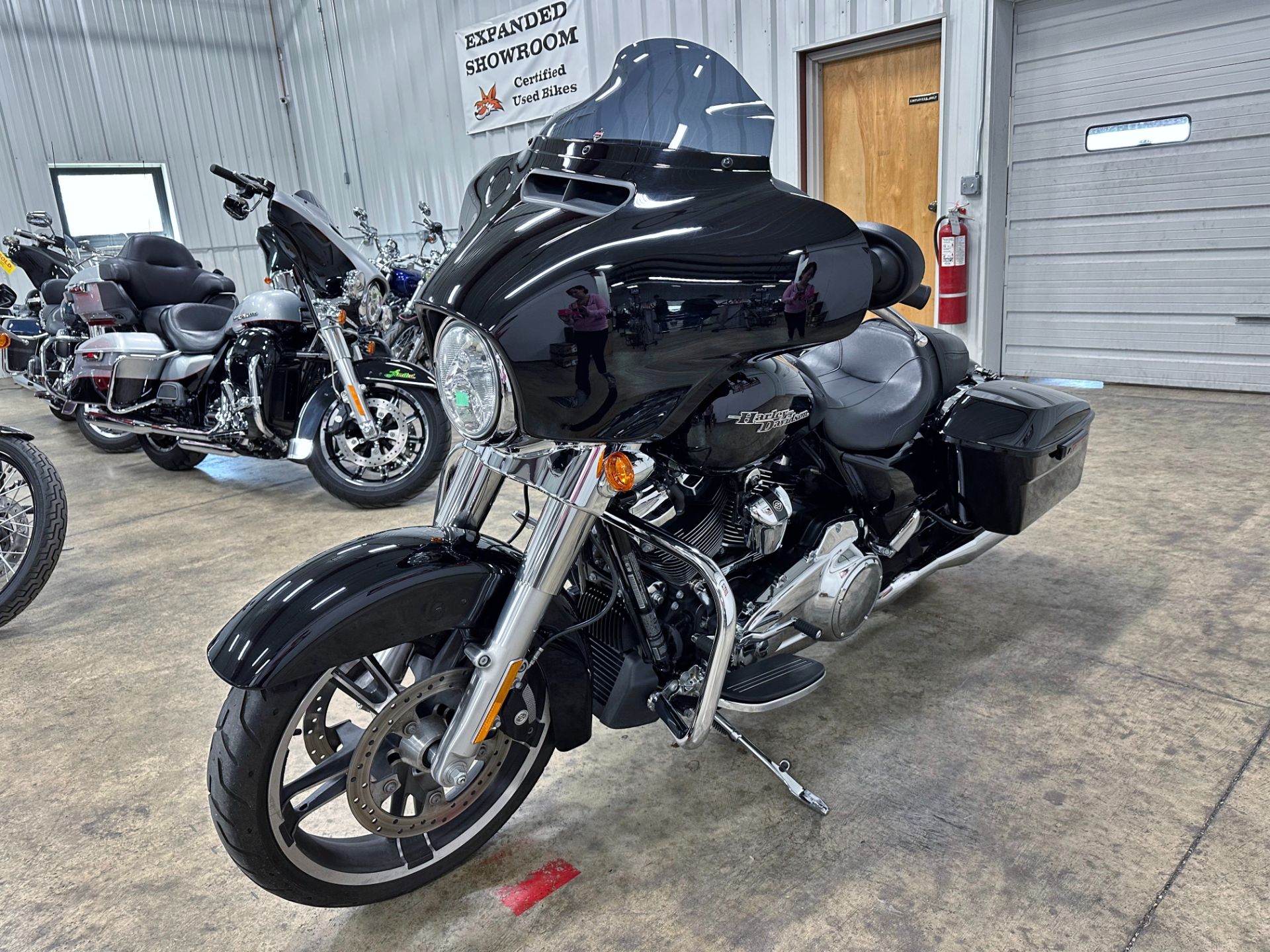 2019 Harley-Davidson Street Glide® in Sandusky, Ohio - Photo 5