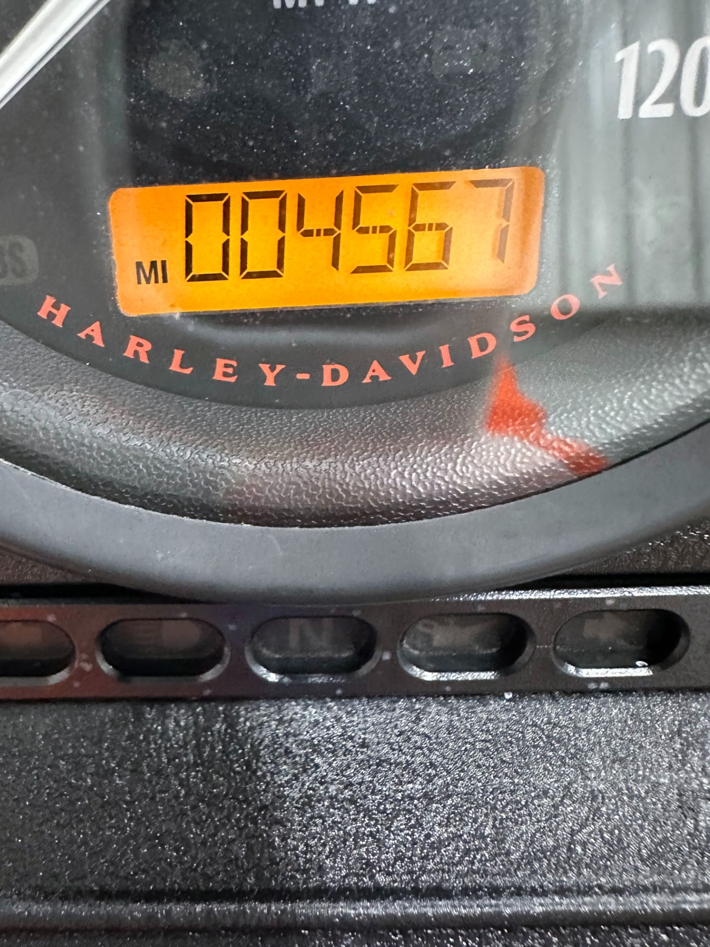 2017 Harley-Davidson Iron 883™ in Sandusky, Ohio - Photo 12