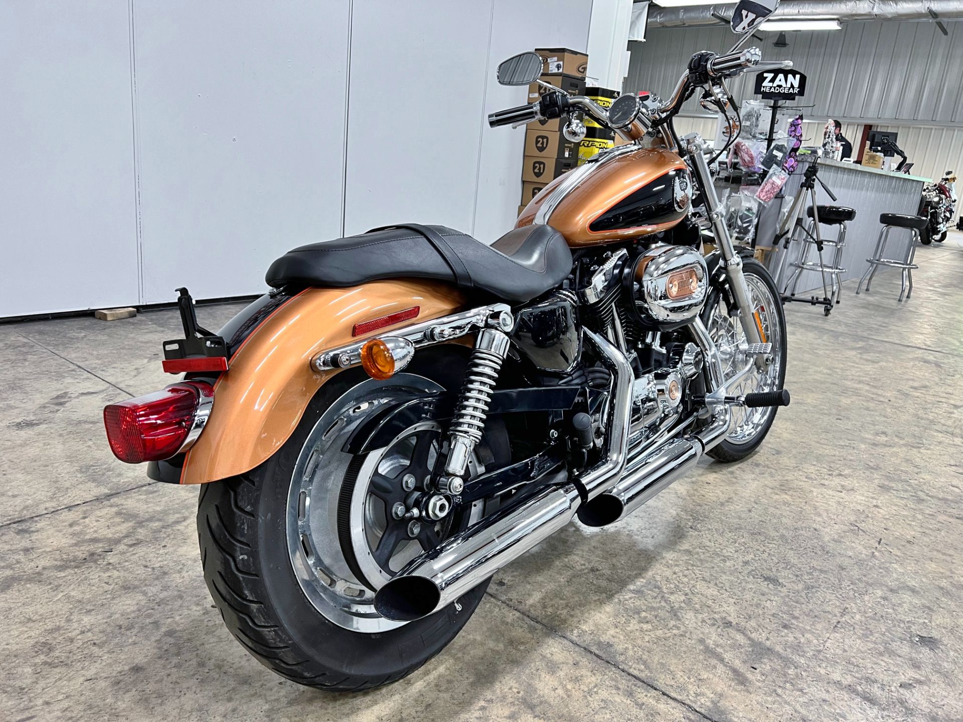 2008 Harley-Davidson Sportster® 1200 Custom in Sandusky, Ohio - Photo 9